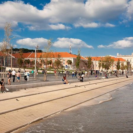 Downtown Apartments Bica Lisbon Bagian luar foto