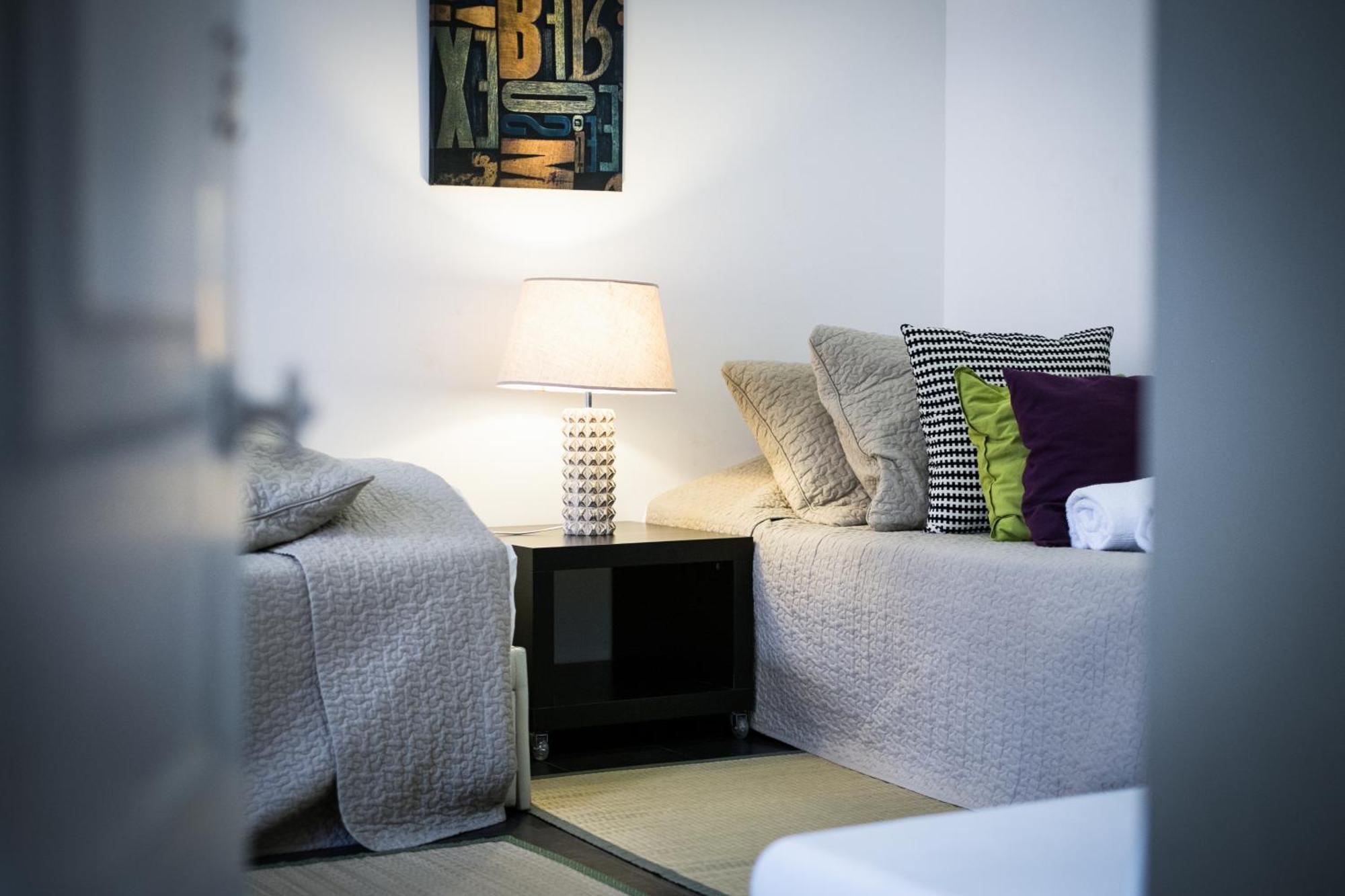 Downtown Apartments Bica Lisbon Bagian luar foto