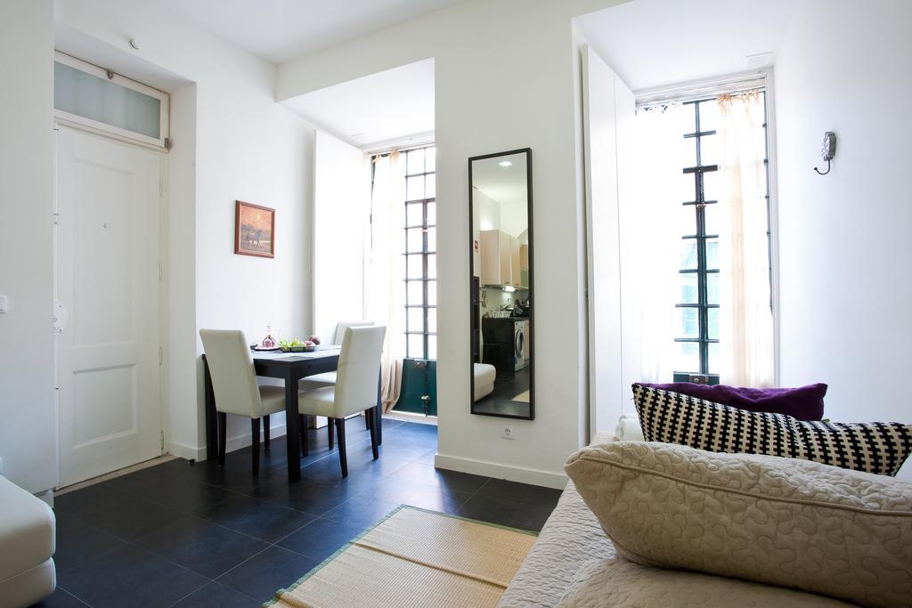 Downtown Apartments Bica Lisbon Bagian luar foto