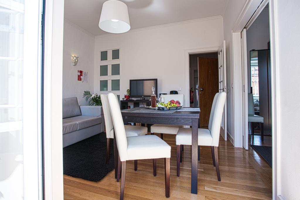 Downtown Apartments Bica Lisbon Bagian luar foto
