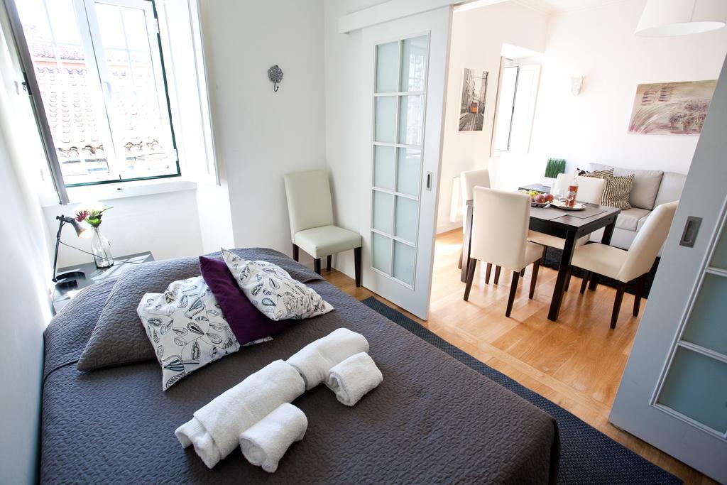 Downtown Apartments Bica Lisbon Bagian luar foto