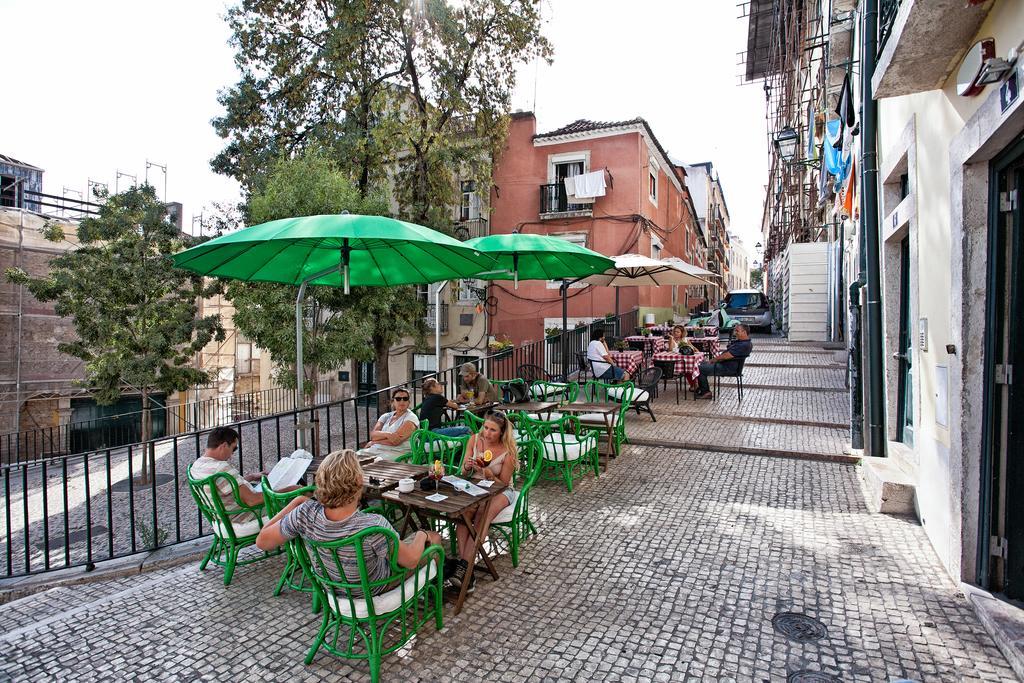 Downtown Apartments Bica Lisbon Bagian luar foto