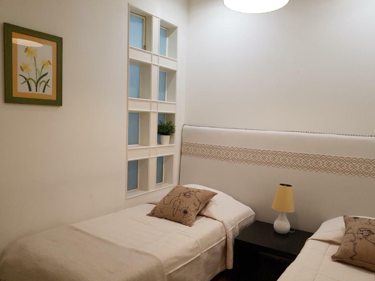 Downtown Apartments Bica Lisbon Bagian luar foto